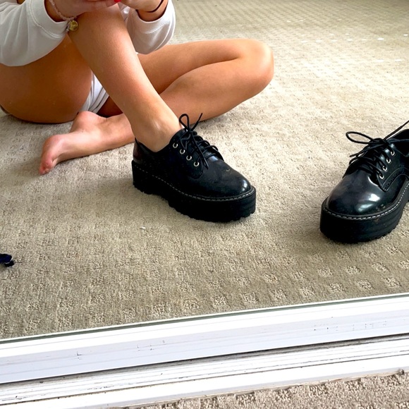 Chunk black platform shoes - Picture 2 of 2